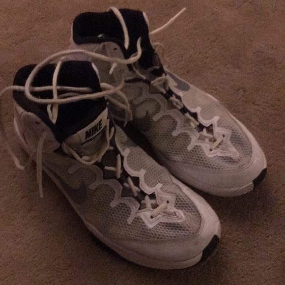Nike Other - Size 11.5 Nike basketball shoes